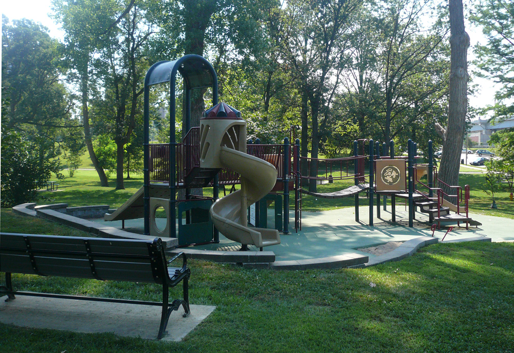 Play St. Louis Shaw Park, Clayton