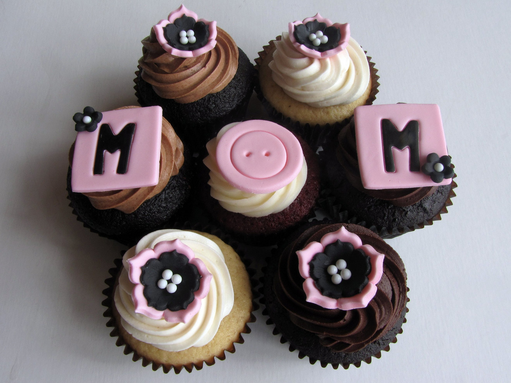 Mother's Day Cake Decorating Ideas Let's Celebrate!