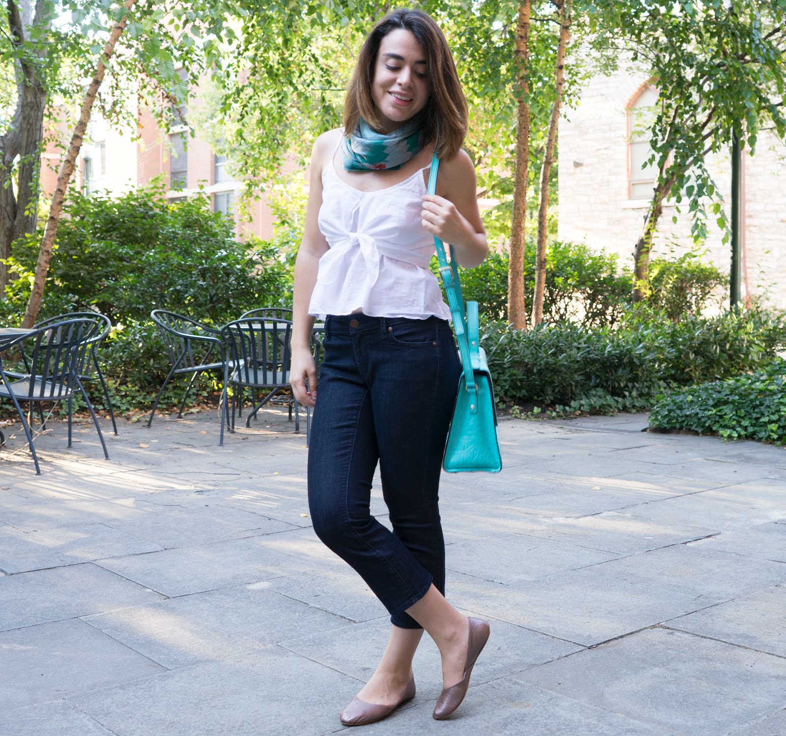 loft curvy kick crop jeans