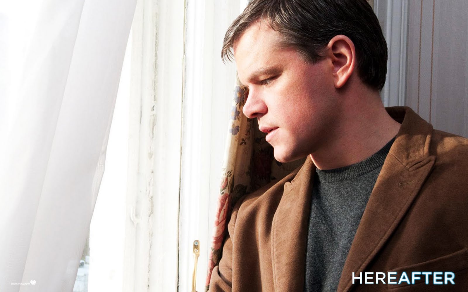 http://2.bp.blogspot.com/-stvxMS-MvNQ/TdTq-wNLE0I/AAAAAAAAAI8/JkiPSAdEWKY/s1600/Matt_Damon_in_Hereafter-2.jpg