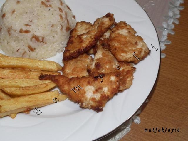 Gemyeli Mutfaktayiz Izmir Resimli Yemek Tarifleri Hamur Isleri Tatlilar Tuzlular Yogurt Soslu Tavuk Tavuk Sinitzel