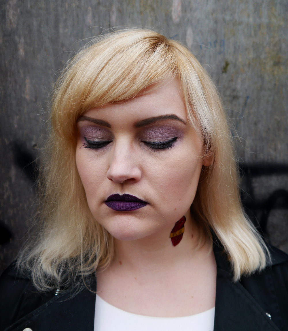 Trashy 90s Halloween make up wearable halloween costume, Jolly Good temporary tattoos, easy Halloween, horror film cosplay, Temporary tattoo, mauve make up, Lime Crime lipstick Black Velvet, chucky doll, blogger