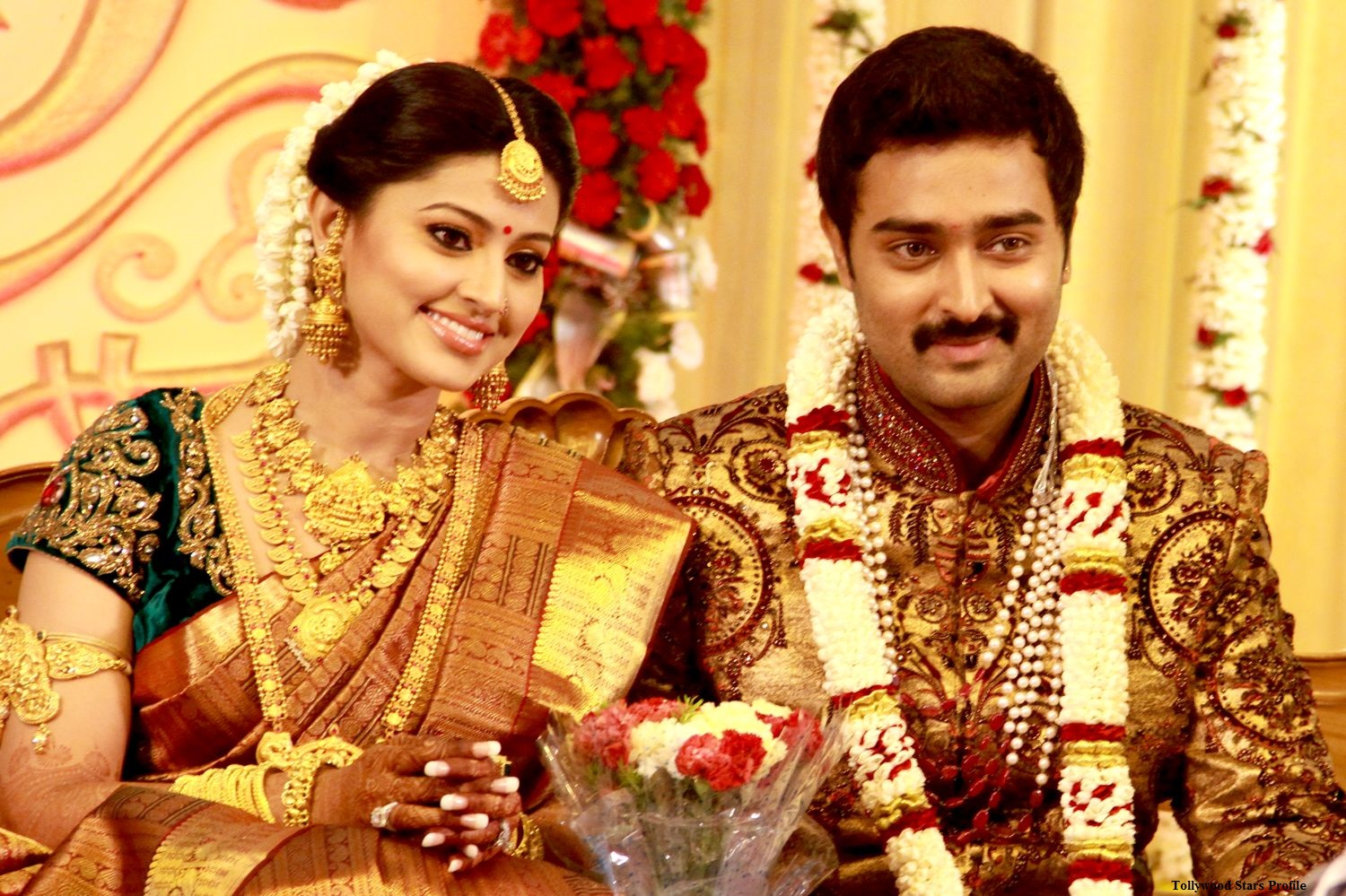Exclusive: Sneha & Prasanna Wedding Reception Photos | Sneha And
