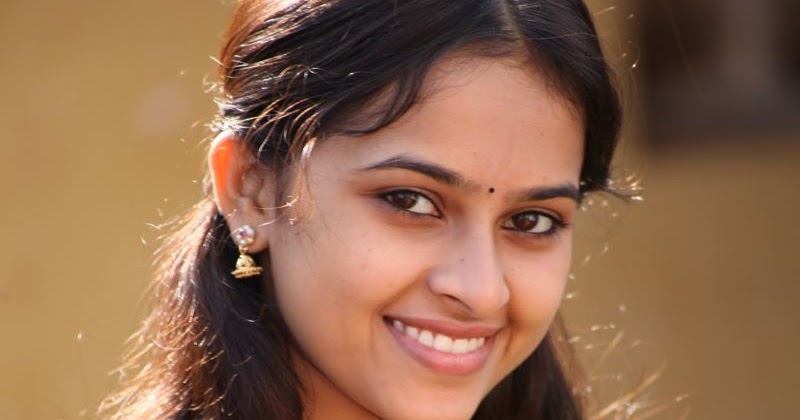 sri divya hd nude tattoo naked girls photo