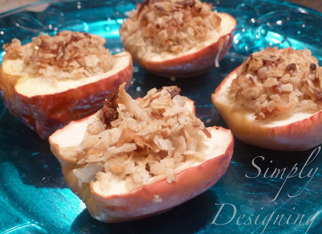 baked apples with coconut oatmeal streusel