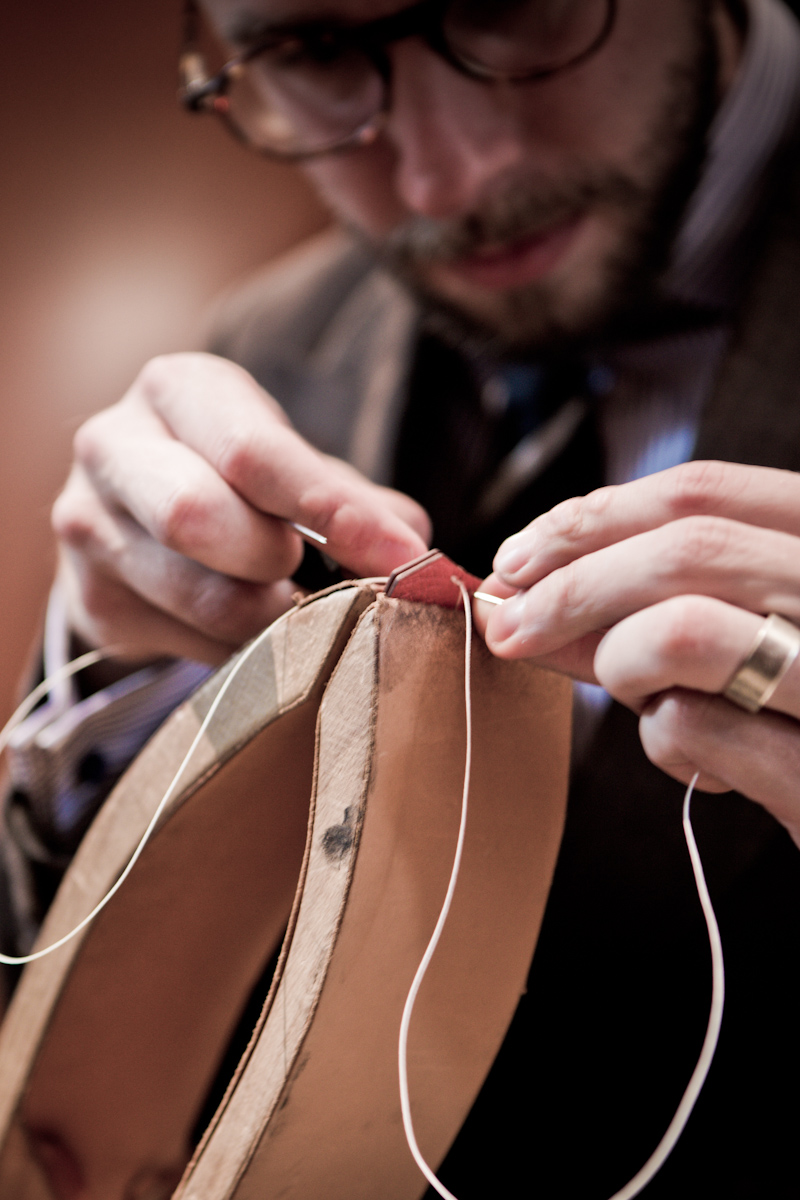 Hermes Trying the saddle stitch Permanent Style