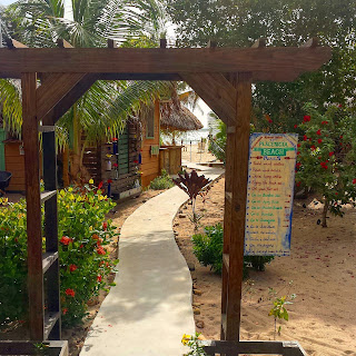 Remax Vip Belize: Casita/cabanas