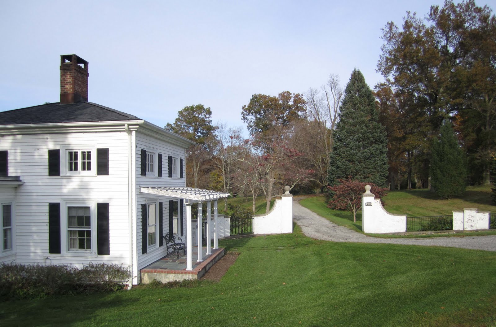 BIG OLD HOUSES October 2011