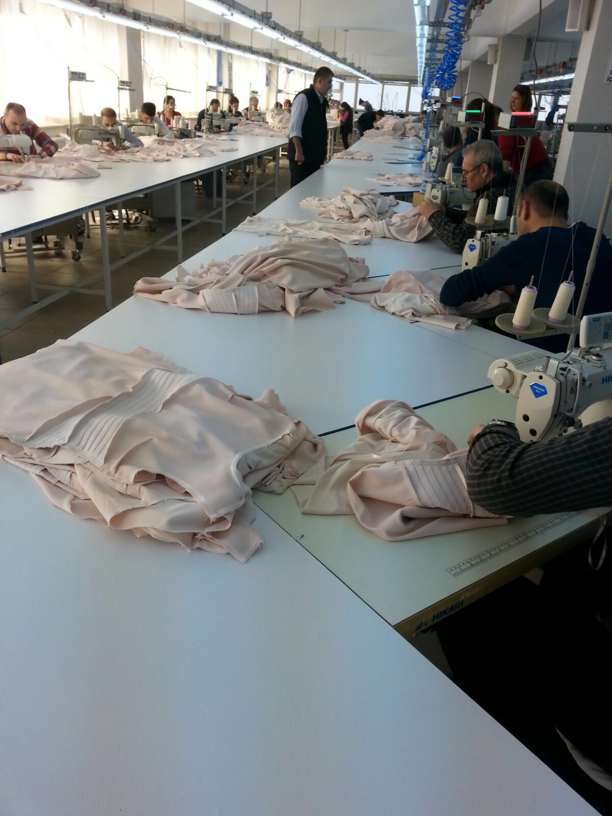 An Unconventional Line Layout for Garment Production (Images) Online