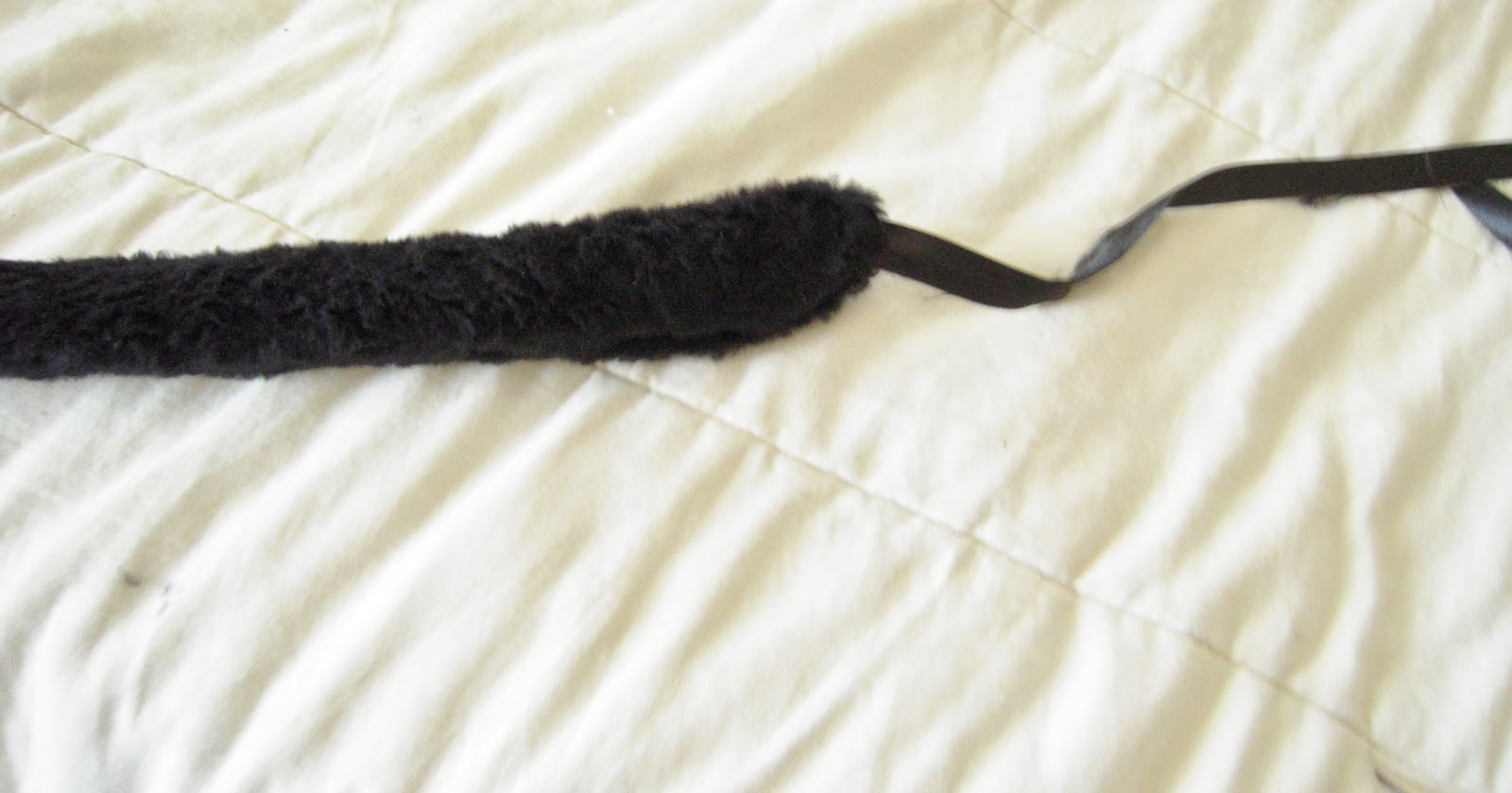 The Road to Crafty 31 Days of Halloween 2012 Day 9 DIY Cat Tail