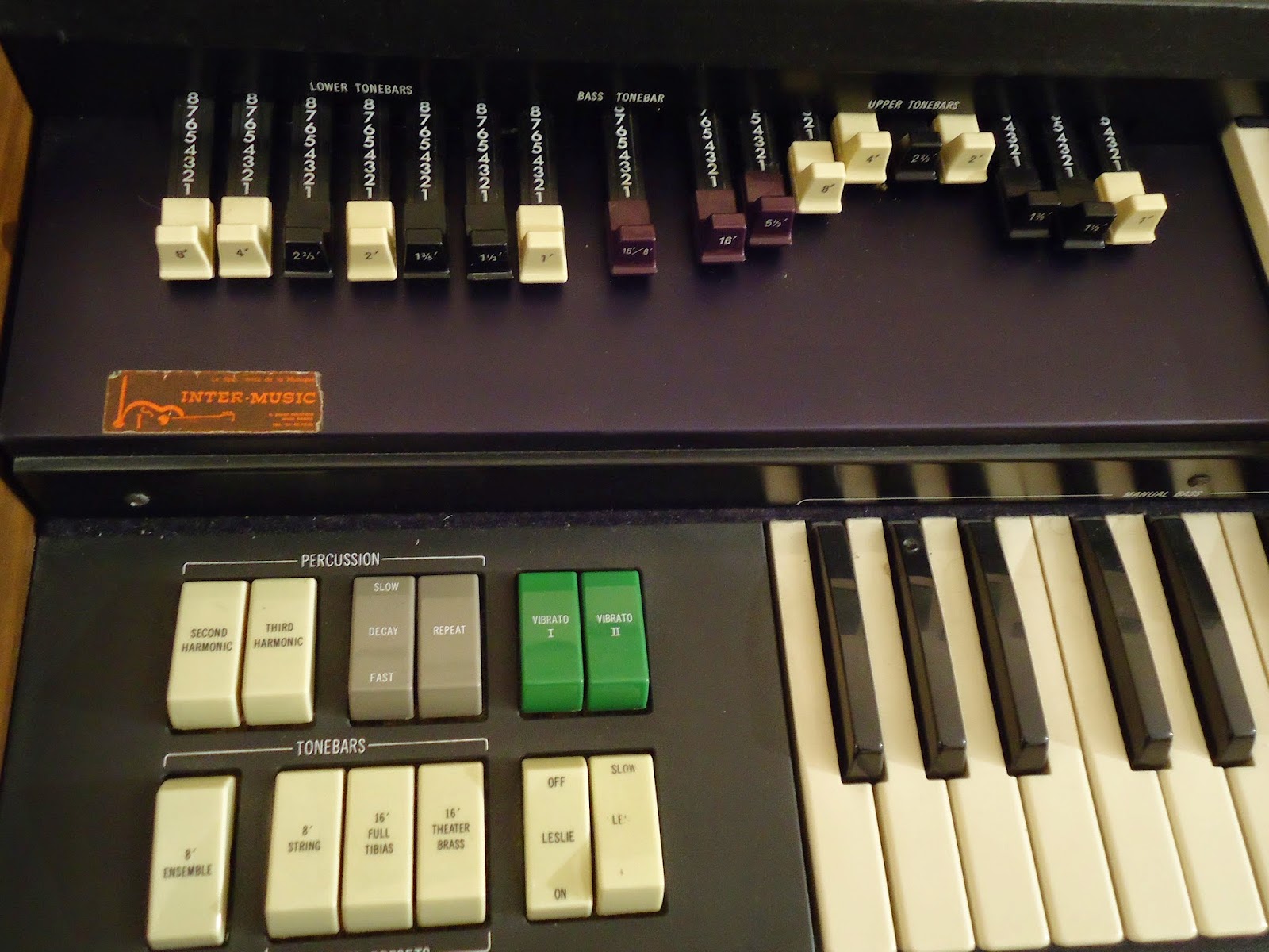 HAMMOND ORGAN Blog! PRESET KEYS Las teclas invertidas
