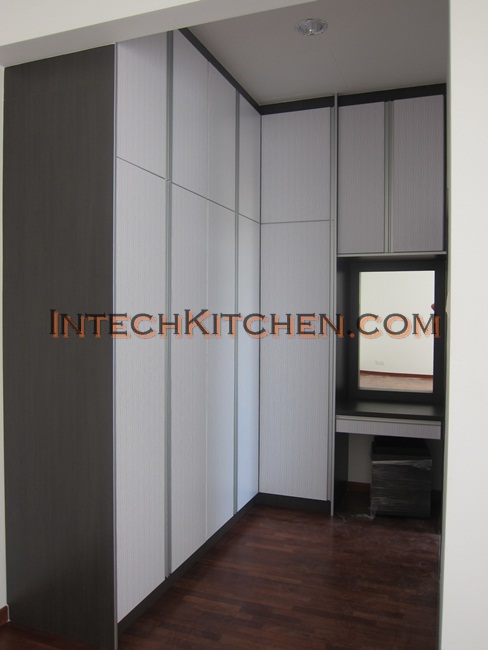 Intech Kitchen Sdn Bhd Wardrobe