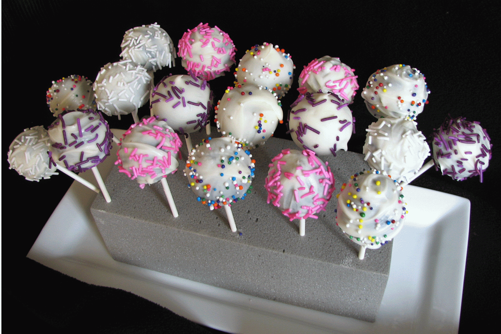 Wilton Cake Pop Decorating Stand Wilton Cake Pop Decorating Stand