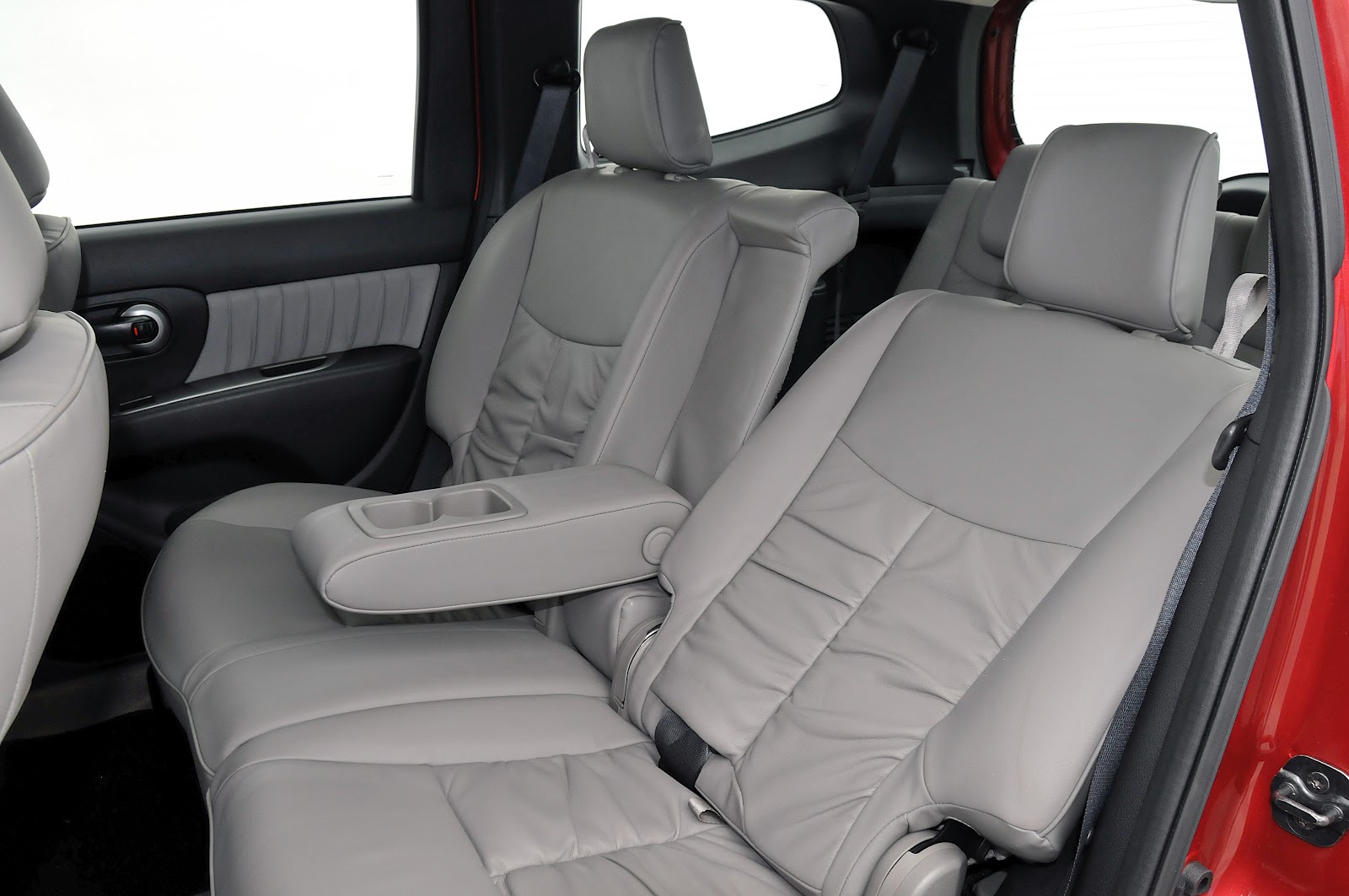 RACIONAUTO CHEVROLET SPIN x NISSAN GRAND LIVINA x JAC J6 DIAMOND