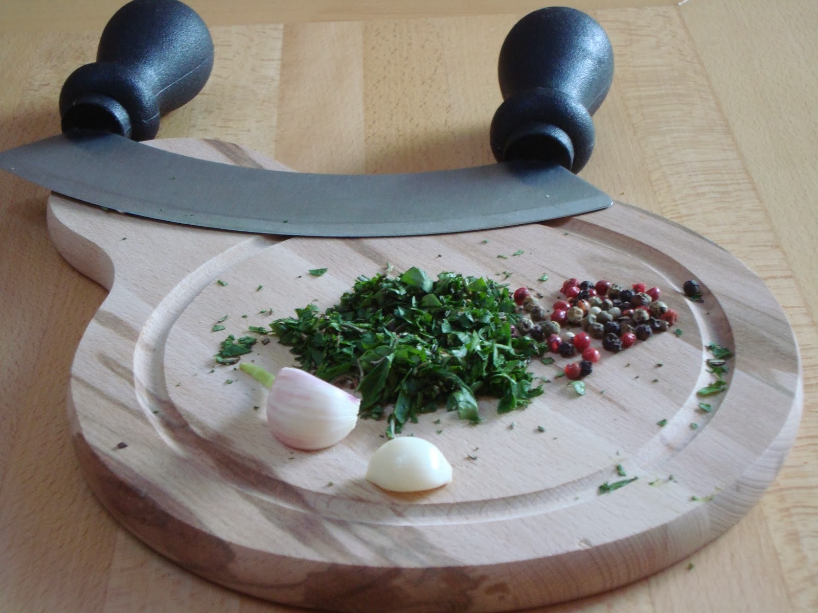 The Singing Fork Herb bread slices