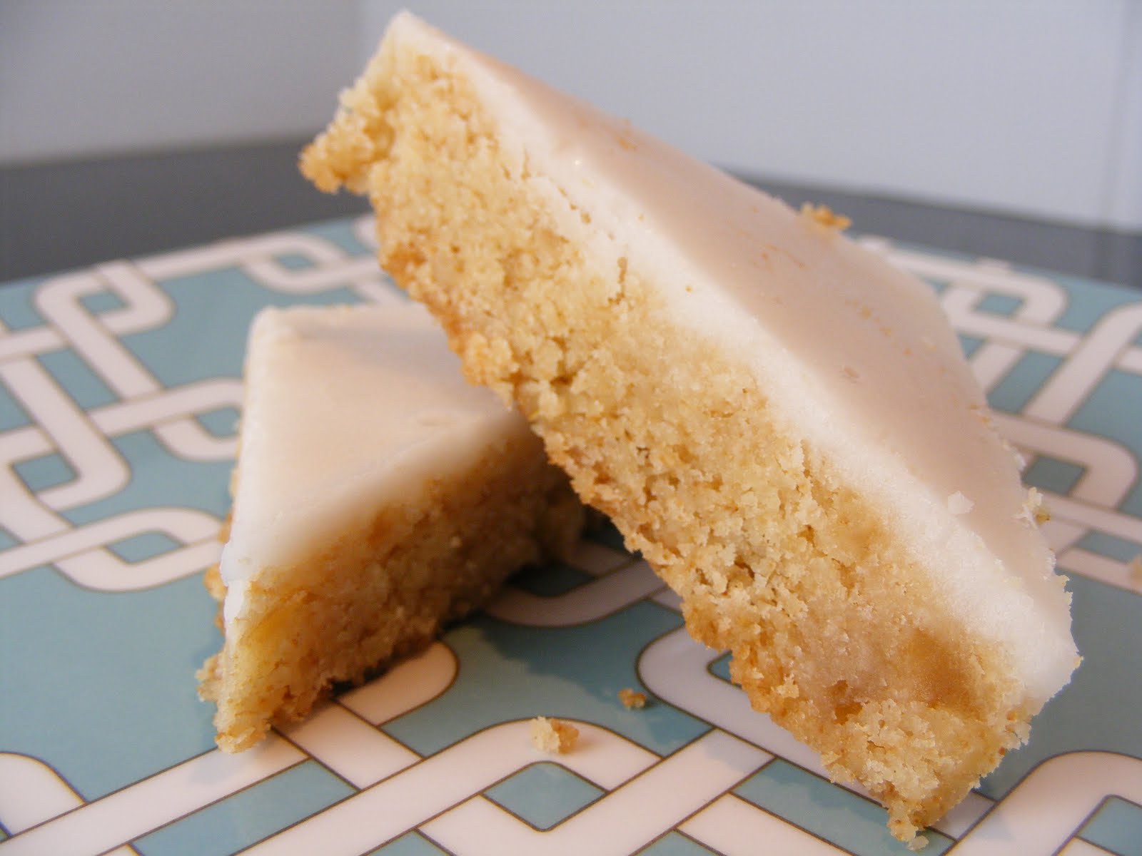 The Virtual Goody Plate Lemon Ginger Bars