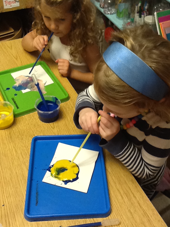 Playfully Learning Straw Painting