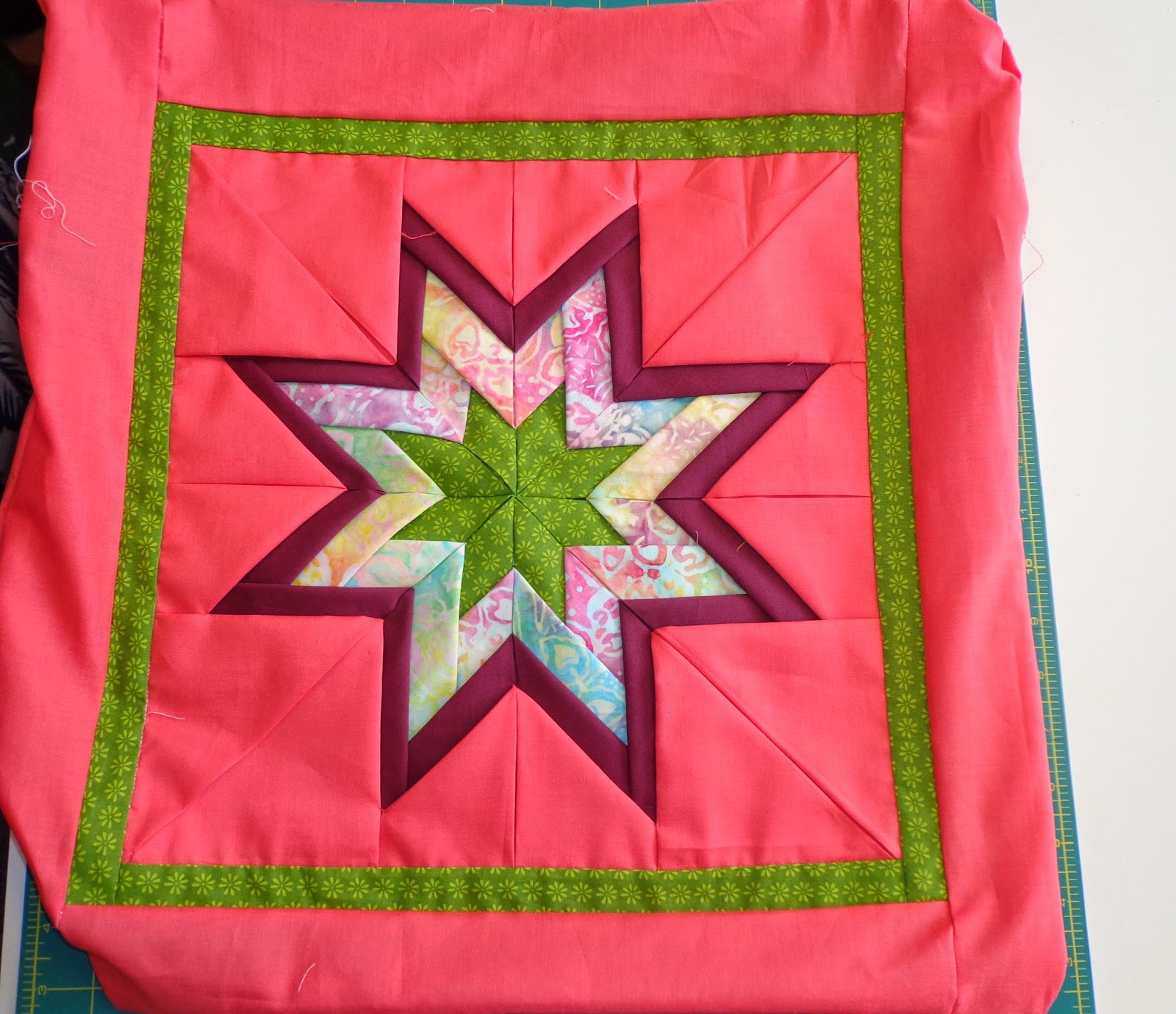 Angie Quilts 3D Folded Star Cushion