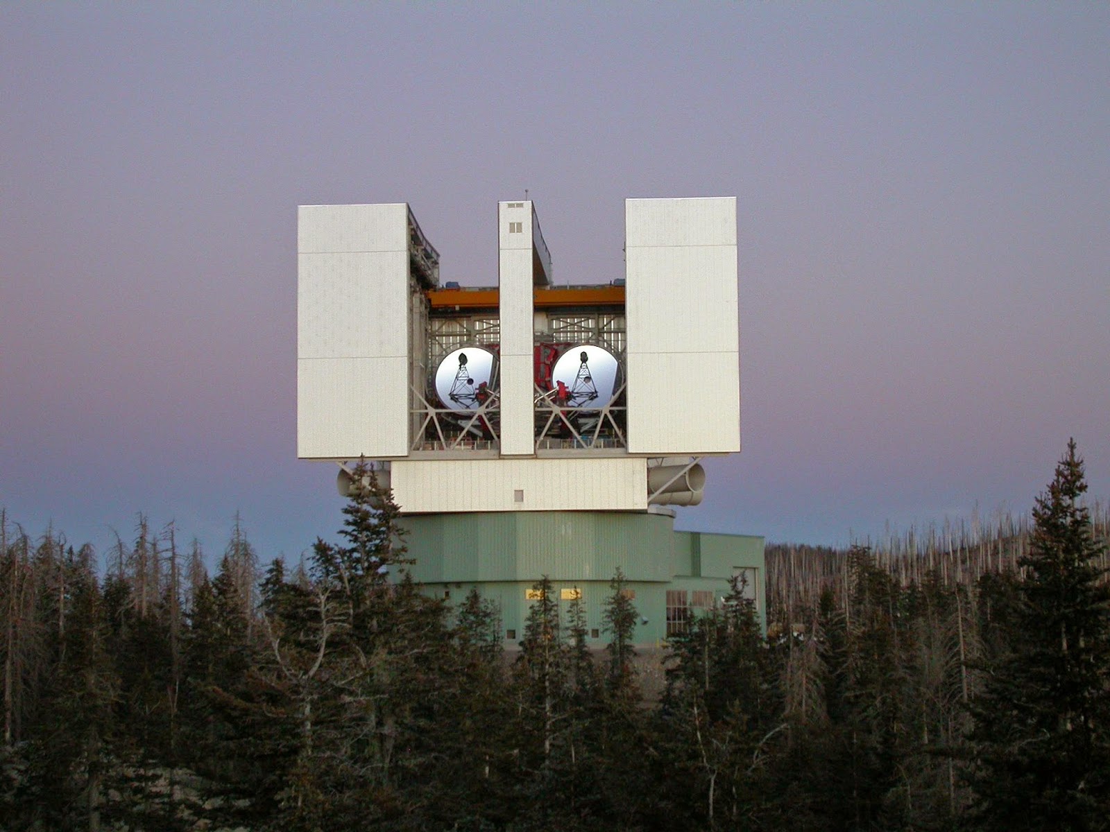 Practical Astronomy the difference between Radio telescopes and