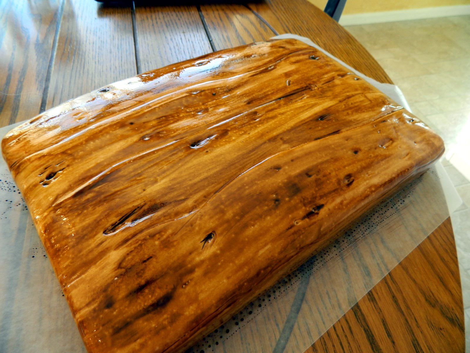 Shelly Homemaker Wood Grain Fondant