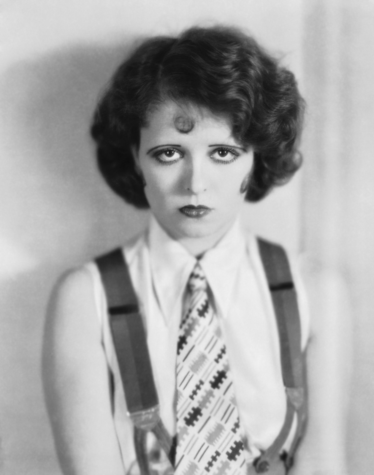 Clara Bow Net Worth 2020 Update Bio Age Height Weight