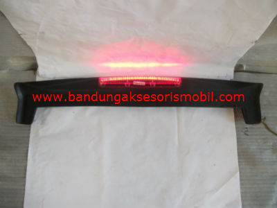 Spoiler Lampu Putih + Led Merah/Biru TAFT FEROZA Spoiler Lampu Putih + Led Merah/Biru TAFT FEROZA