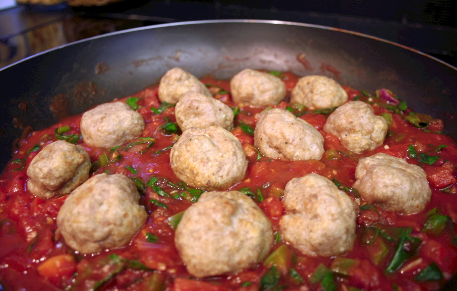 Turkey Meatballs with Green Pepper and Spinach Tomato Sauce