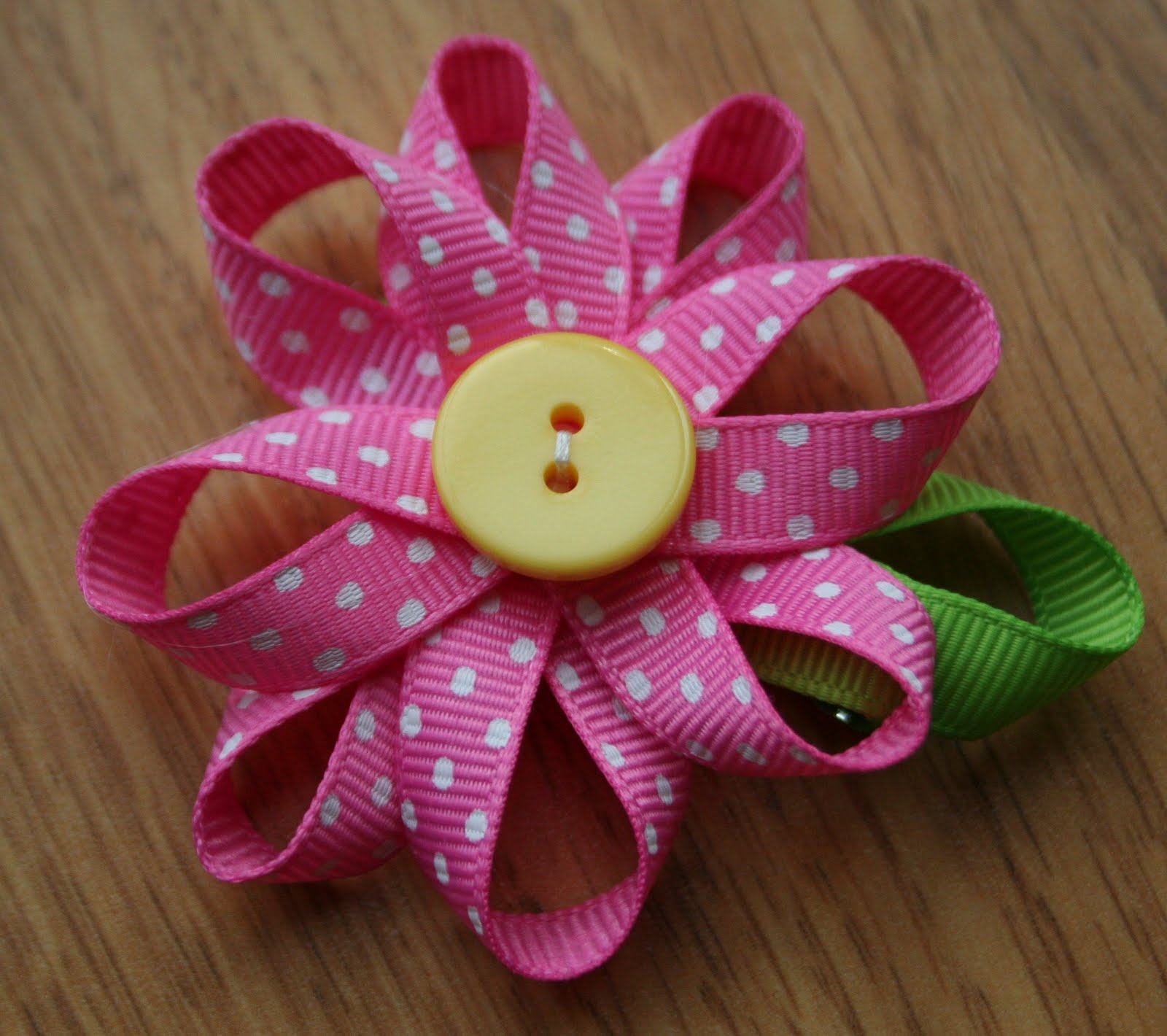 with my spare time Hair bows