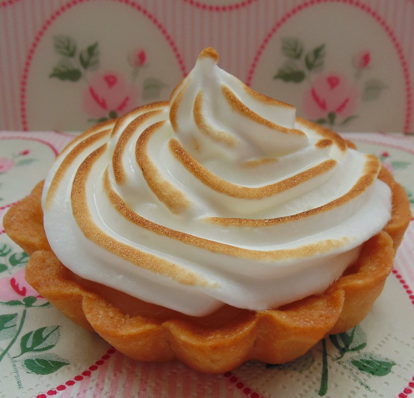 Poesia y mas Tarteletas de limón o mini pie de limon (mini lemon pie)