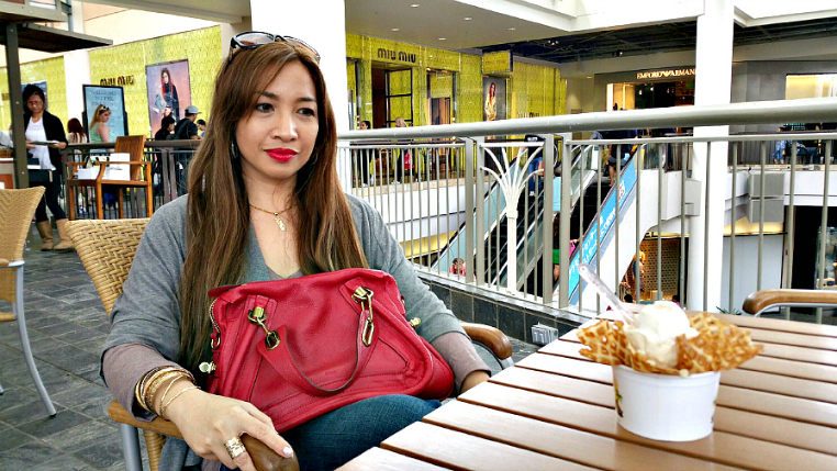 how to wear red, chloe party satchel red, review, purse