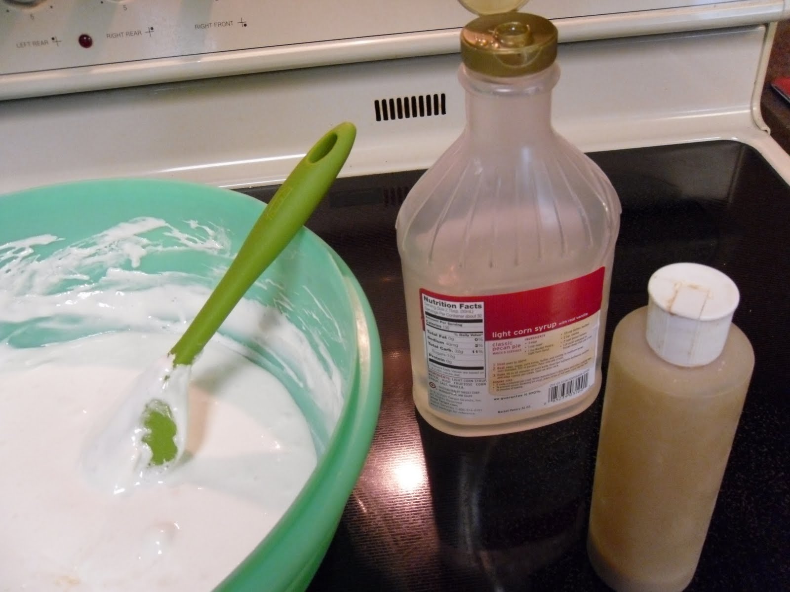 Cake Concepts by Cathy Using Kitchen Aid mixer to make marshmallow