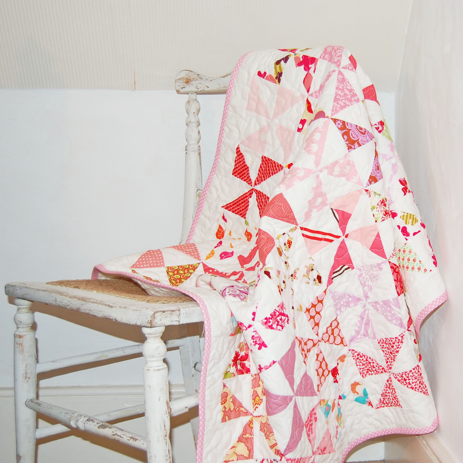 BLONDE DESIGN Finished Candy Floss Pinwheels Quilt!!