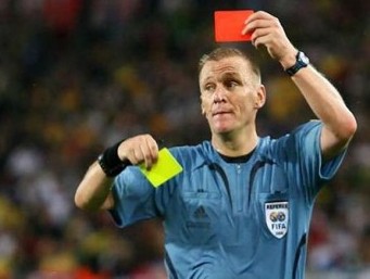 Wasit Dalam Permainan Sepak Bola Belajar Wasit Dalam Permainan Sepak Bola Belajar