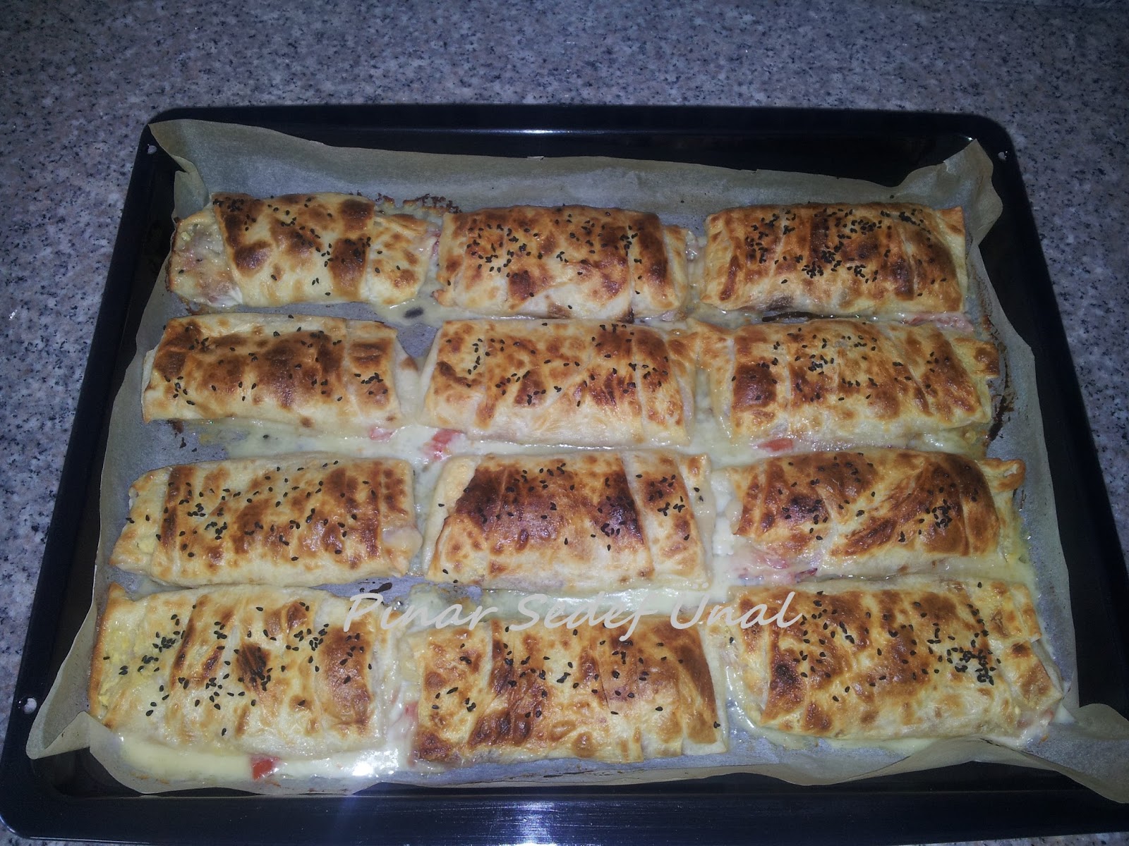 PINAR SEDEF ÜNAL FIRINDA PAÇANGA BÖREĞİ