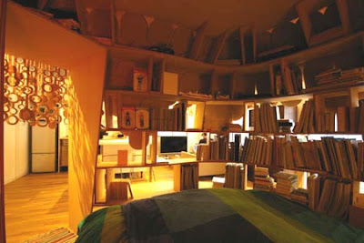 diseño librero dormitorio librero cama Un Diseño de Librero con Dormitorio Incluido