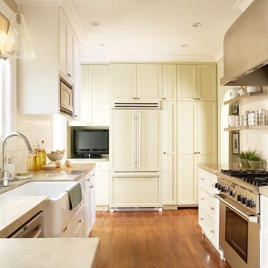 The Granite Gurus Whiteout Wednesday 5 Warm White Kitchens