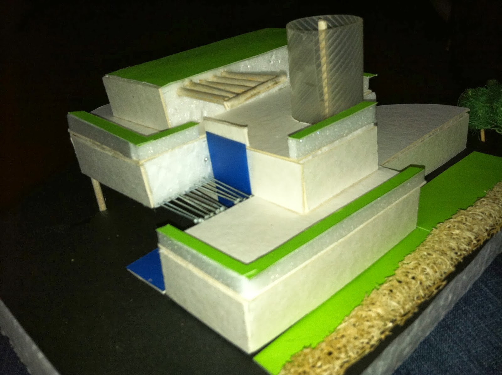 ARQUITECTURA ORGANICA: MAQUETA VOLUMETRICA