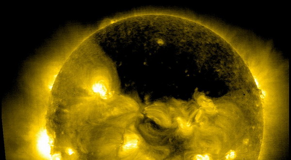 Letupan Matahari Berhasil Di Abadikan Teleskop NASA Letupan Matahari Berhasil Di Abadikan Teleskop NASA
