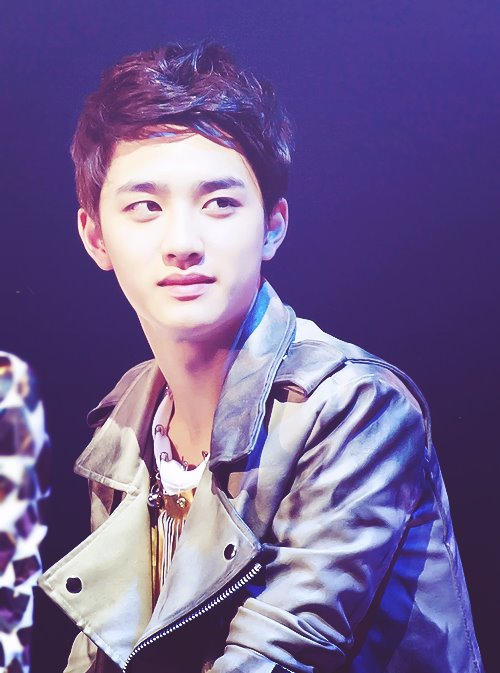 Dating kyungsoo
