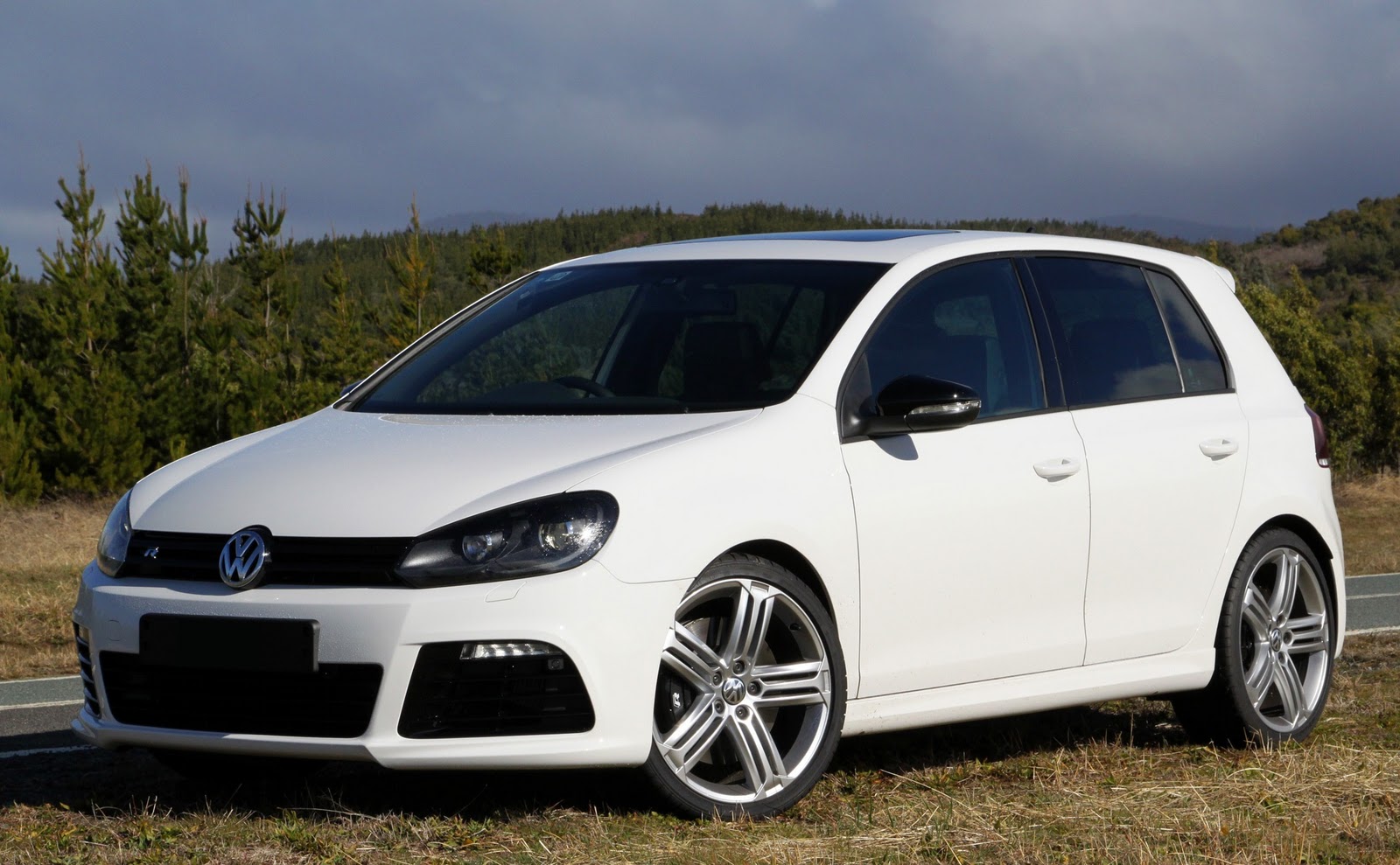 Fast Speed Cars Volkswagen Golf