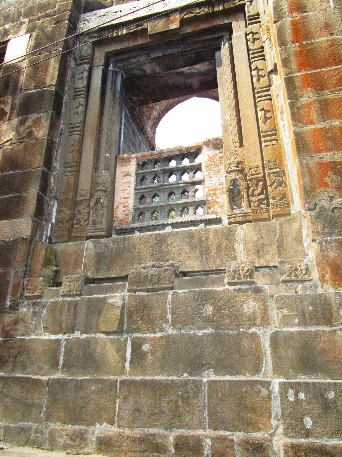 Astounding Bengal OLDEST SURVIVING MONUMENT IN BENGAL