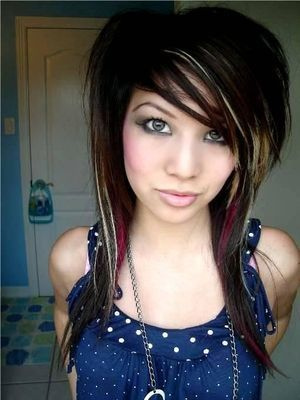 long emo hairstyle for girls(05)