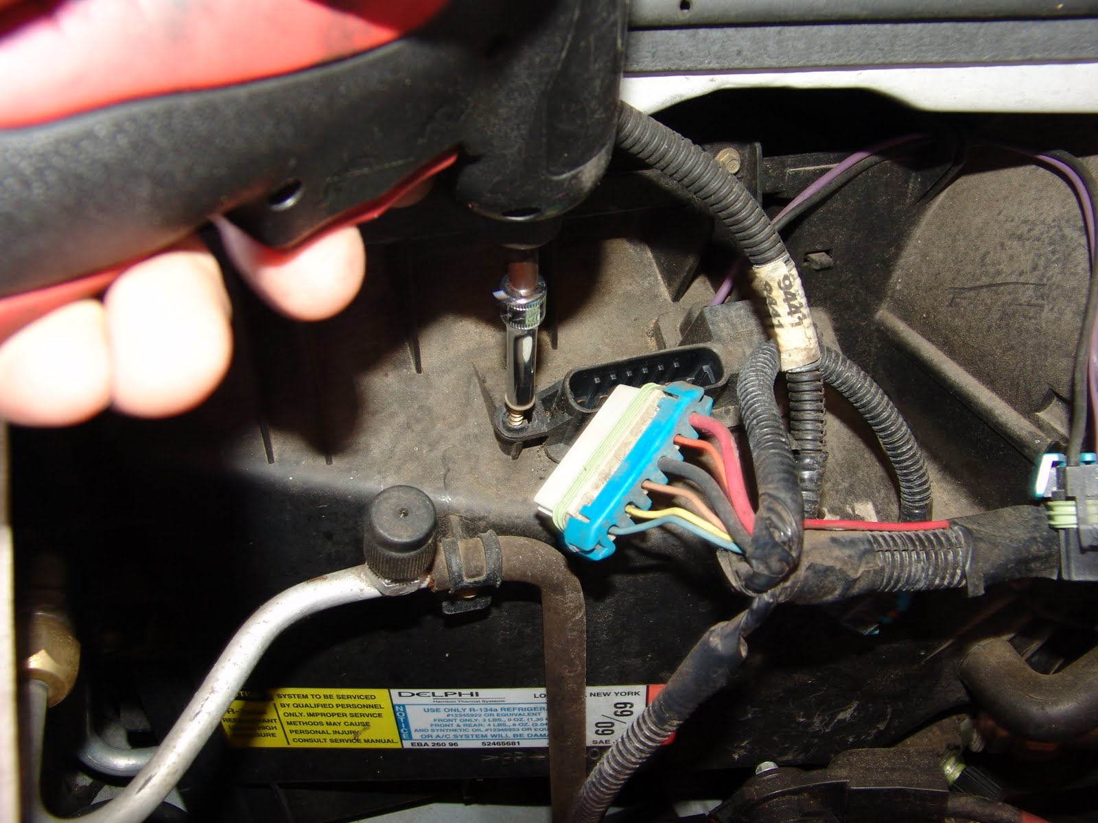 1997 GMC Savana Van, Changing The Blower Resistor