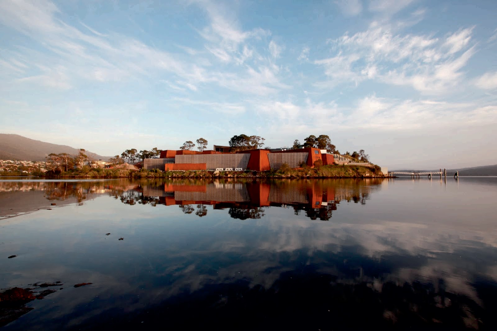 MUSEUM OF OLD AND NEW ART BY FENDER KATSALIDIS A As Architecture