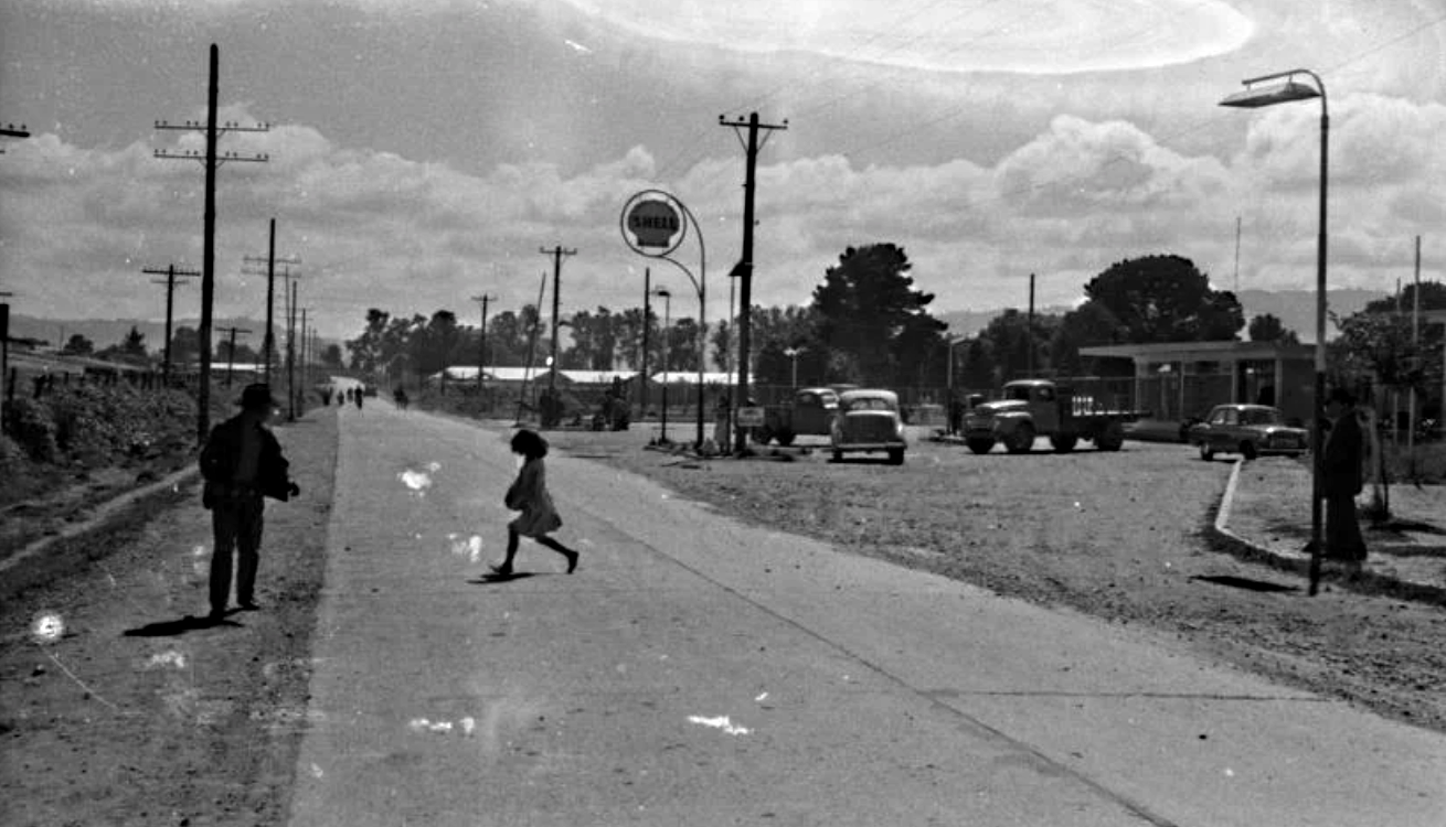 Pedro Aguirre Cerda, altura antiguo servicentro Shell