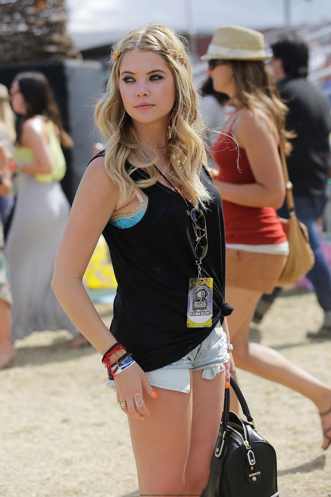,Ashley Benson wiki,Ashley Benson pictures,Ashley Benson wallpapers ...
