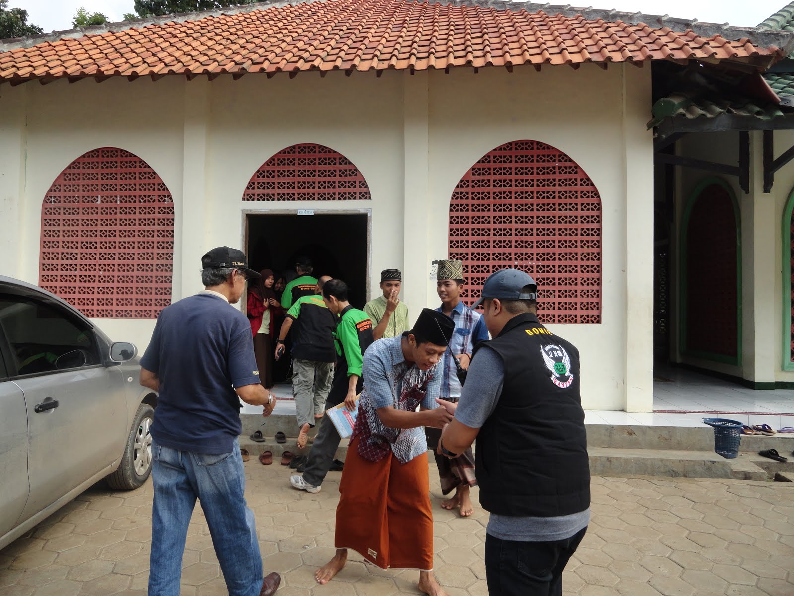 RAPI KOTA CILEGON KUNJUNGI YATIM PIATU AL-INSAN