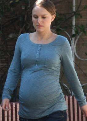 Natalie Portman Gives Birth To