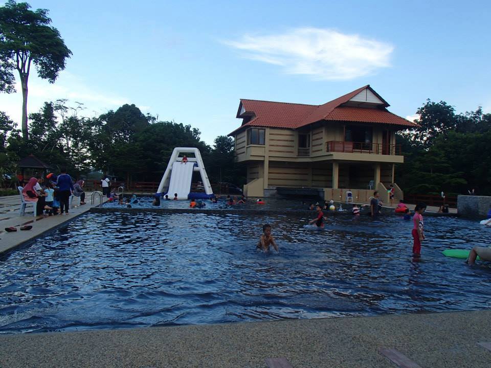 My New Blogger Putera Valley Resort Training