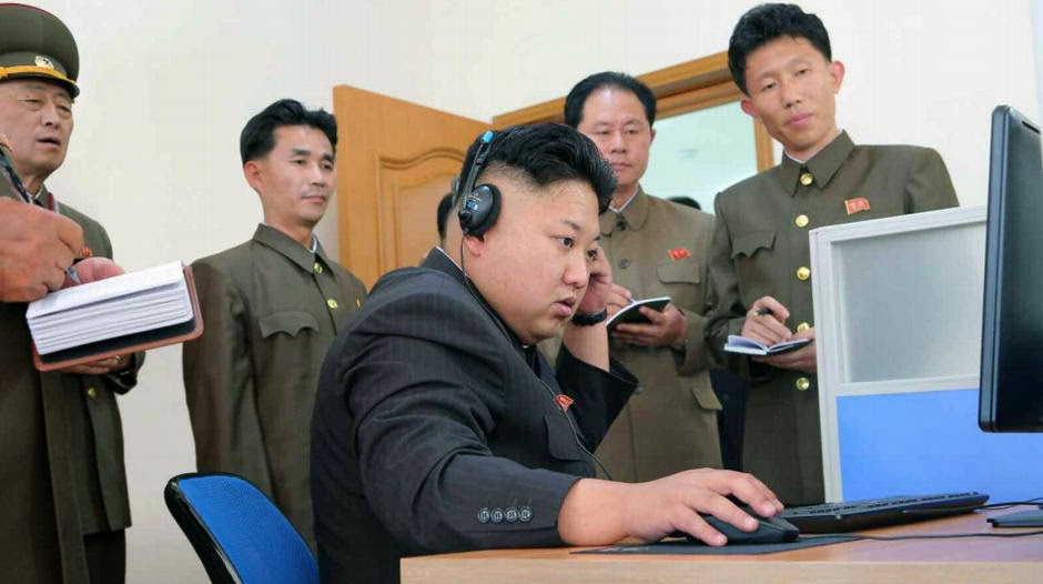 النشاطات العسكريه للزعيم الكوري الشمالي كيم جونغ اون .......متجدد  Kim+Jong-un+recently+visited+Xuzhe+Yong+Machinery+Factory+3